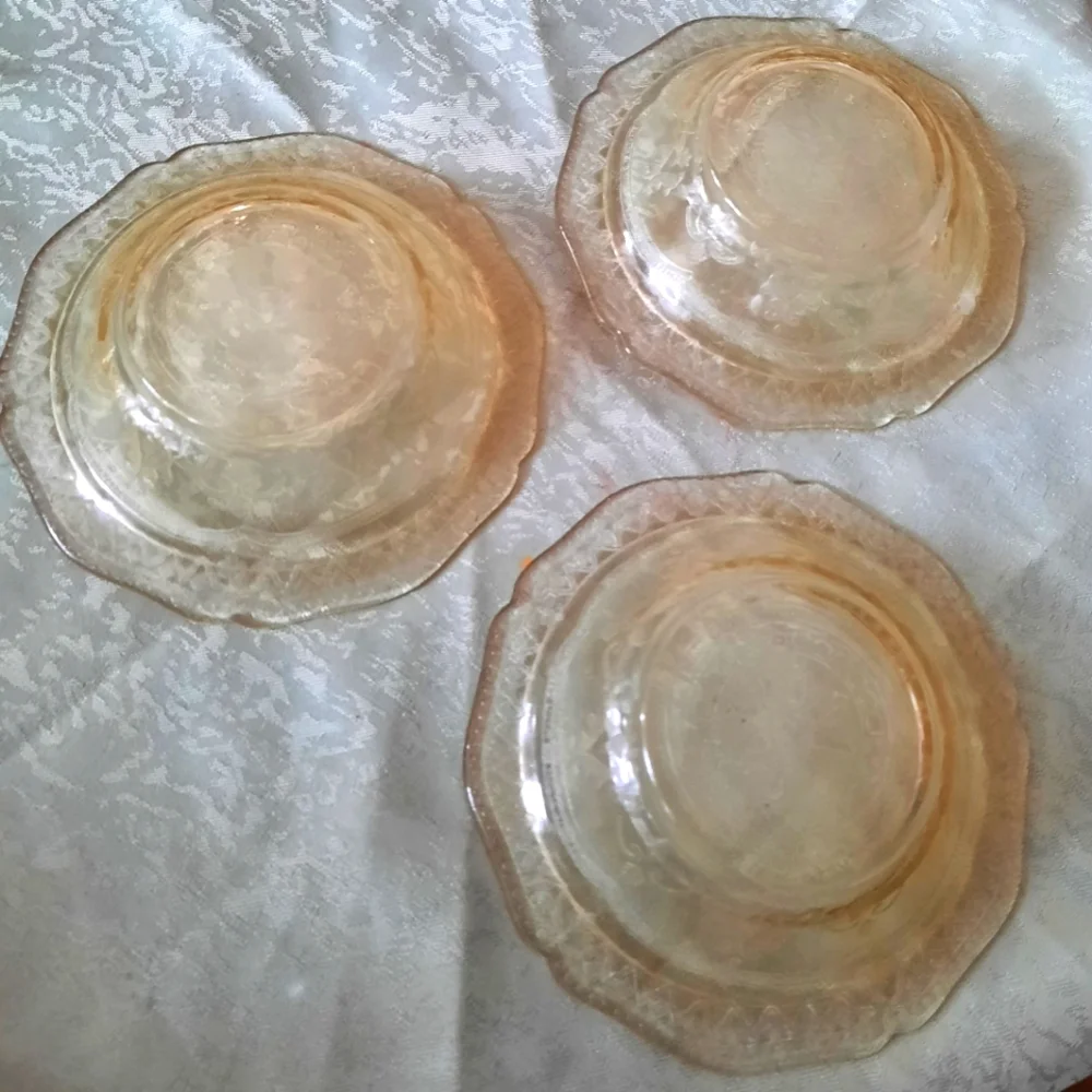 Depression Glass - Picture 2 of 4